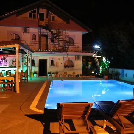 Alinda Motel