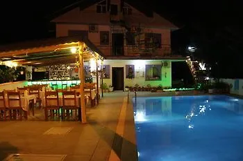 Alinda 4* داليان